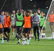 9体育-包含葡萄牙体育发布备战花絮，关键时刻主帅复盘，德国杯任务艰巨，赛程密集仍需轮换的词条